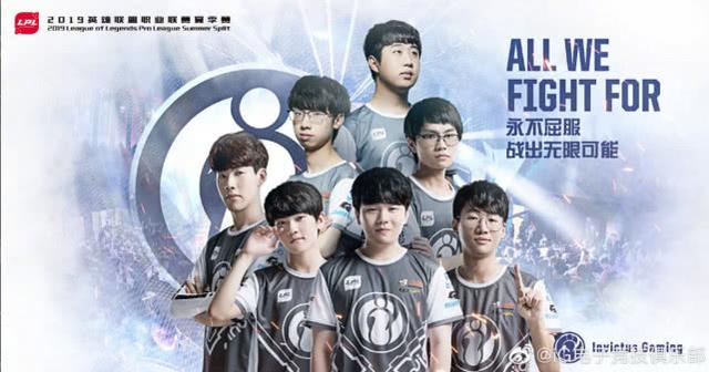 他不仅脚下 他不仅脚下